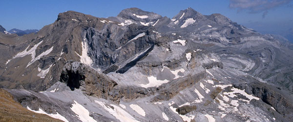 Marbor&eacute;, Cilindro i Monte Perdido vistos des del Gabieto Occidental (3034m)